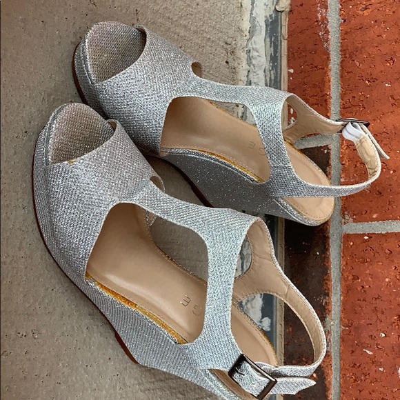 rampage silver wedges